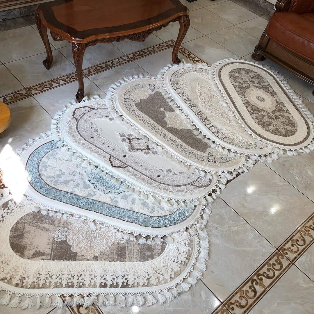 Covoare acrilice cu franjuri sau ciucuri