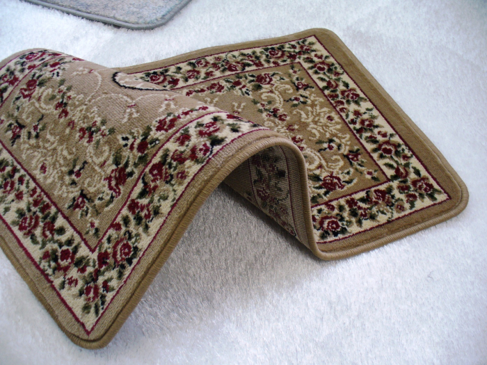 Covor clasic floral medalion crem [2]