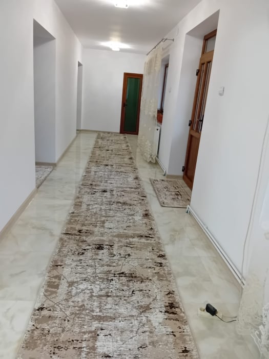 COVOR cu fir scurt, crem maro modern, model stropit [4]