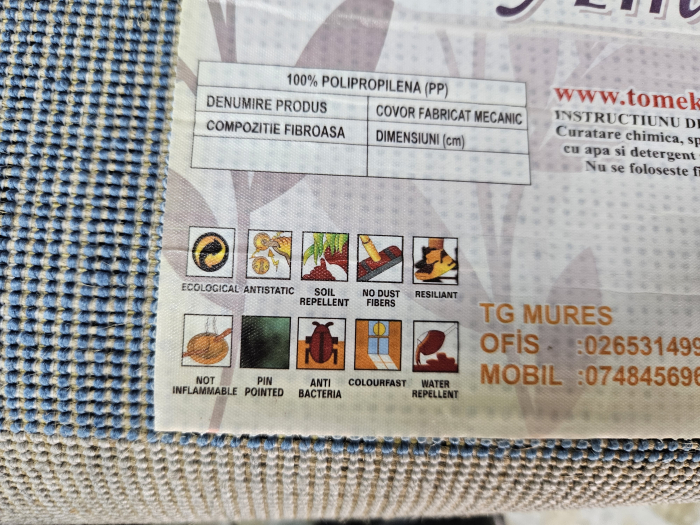 COVOR GROS ALBASTRU cu alb model pătrate [3]
