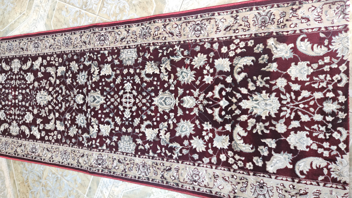 Covor gros clasic, model floral , bordo , cu insertii piele pe spate si franjuri la capete [5]