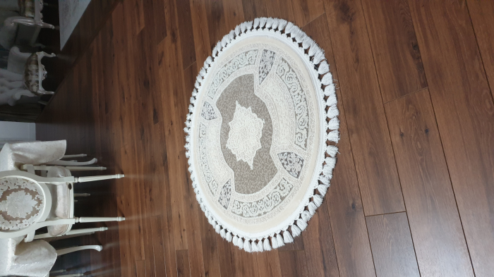 Covor rotund deosebit cu franjuri ROMBO [2]