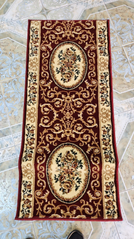 Covor clasic cu medalion, floral, bordo [4]