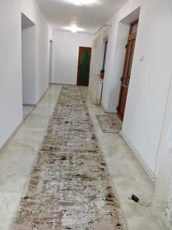 COVOR cu fir scurt, crem maro modern, model stropit [3]