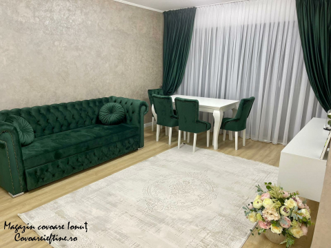 Covor exclusivist cu franjuri, model medalion, crem bej