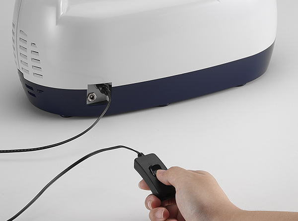 Аспиратор за секрети VAC Plus 800 мл, 600 mmHg, 24 л/мин, с батерия [7]