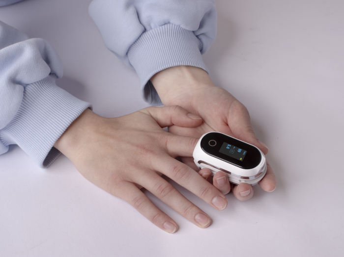 Пулсов оксиметър PF-10A, OLED дисплей и батерия [3]