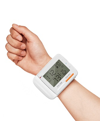 Автоматичен апарат за измерване на кръвно налягане за китка YE8900A - Respirox [1]