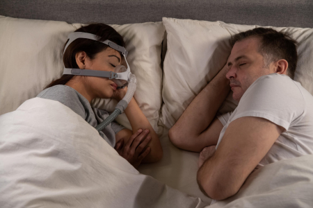 Masca CPAP nazală Wizard 310 – vedere frontală [4]