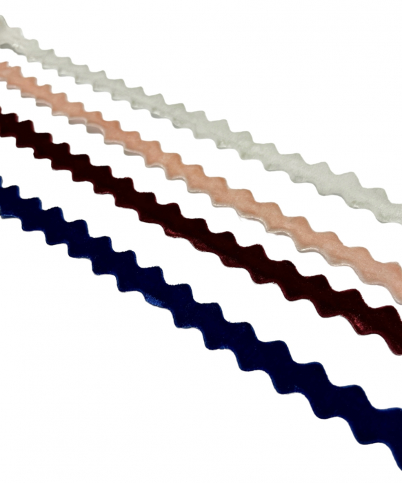 Panglica din catifea zig zag [3]
