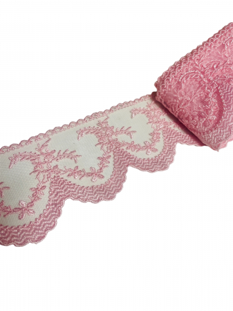 Dantelă pe tull/organza - Dantela brodata pe tull 7 cm