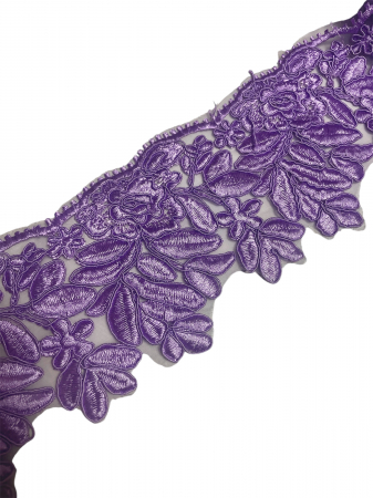Dantelă pe tull/organza - Dantela brodata pe organza 9cm - mov
