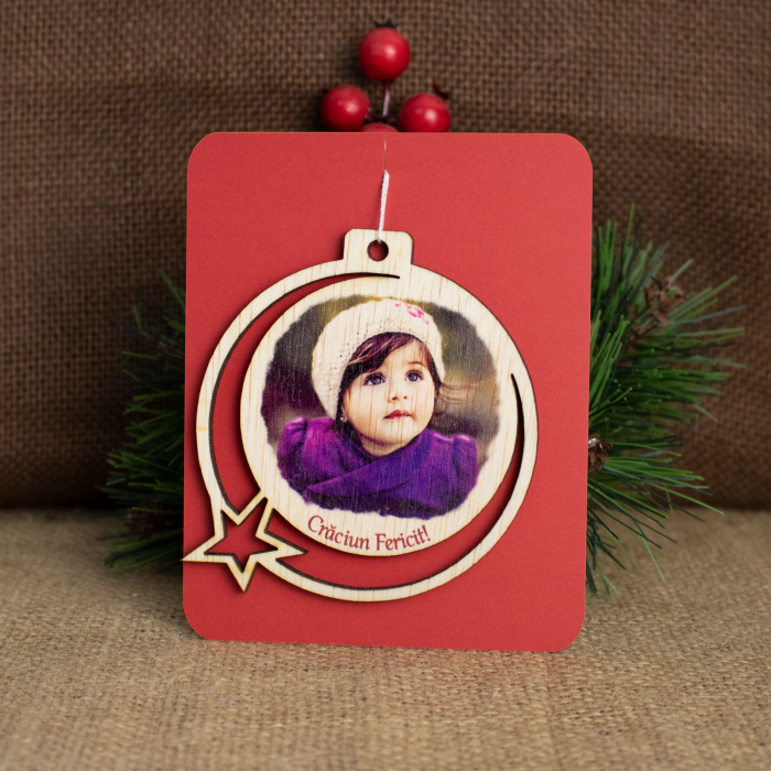 Glob de Craciun color, personalizat, din lemn, cu fotografia perferata [2]