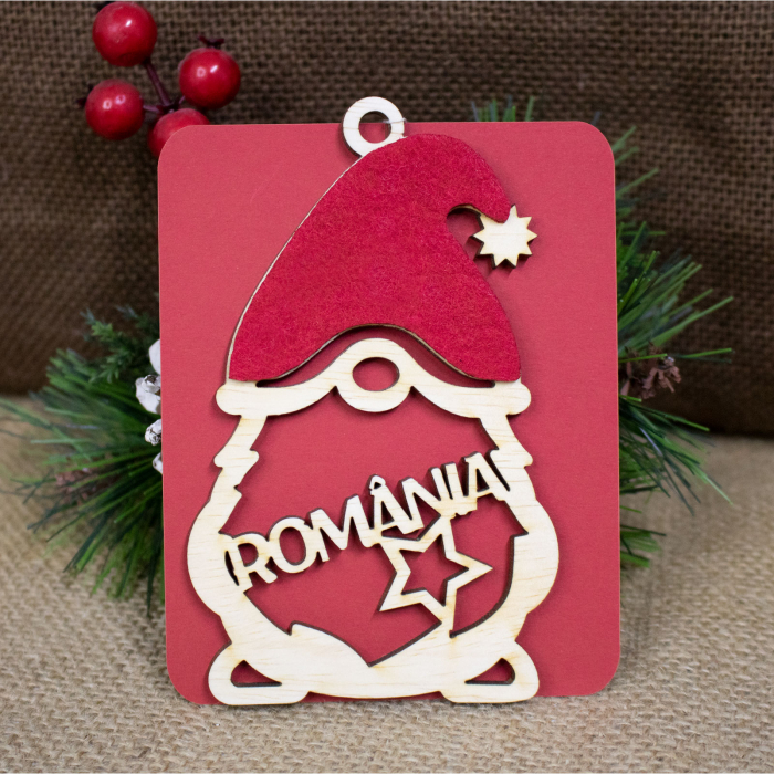 Glob de Craciun suvenir, din lemn personalizat, Pitic rosu, Romania [2]