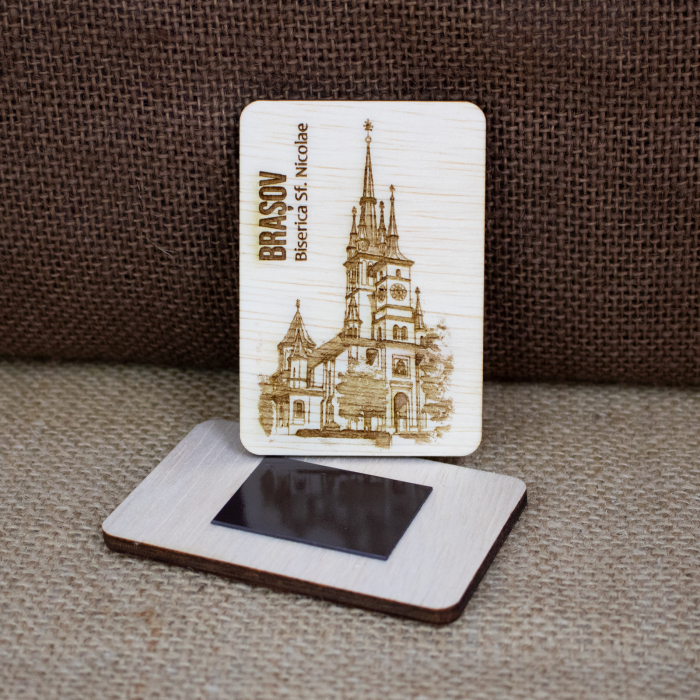 Magnet de frigider din lemn, gravat, "Biserica Sf. Nicolae" Brasov [2]