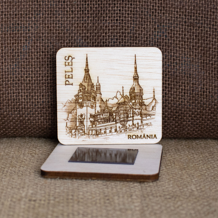 Magnet de frigider din lemn, gravat "Castelul Peles" Sinaia [2]