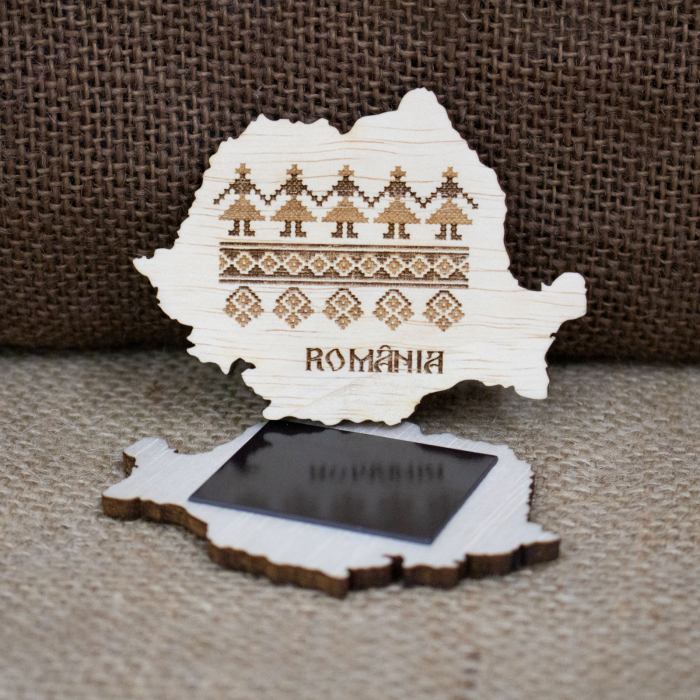 Magnet de frigider din lemn, gravat, Harta Romaniei [2]