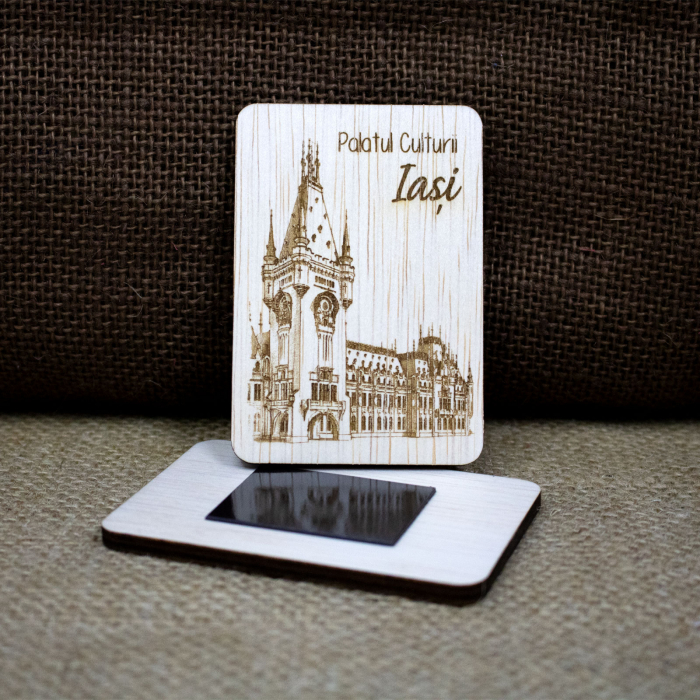 Magnet de frigider din lemn, gravat, Palatul Culturii Iasi [2]