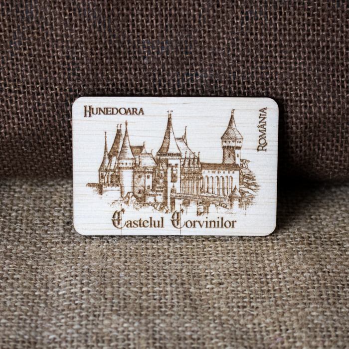 Magnet de frigider din lemn, gravat Castelul Corvinilor Hunedoara [2]