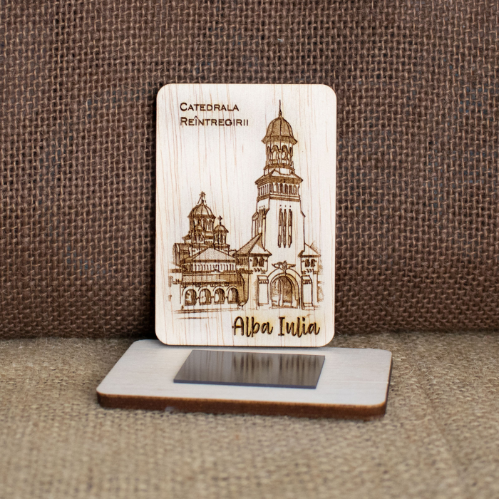 Magnet de frigider din lemn, gravat, Catedrala Reintregirii Neamului Alba Iulia [2]
