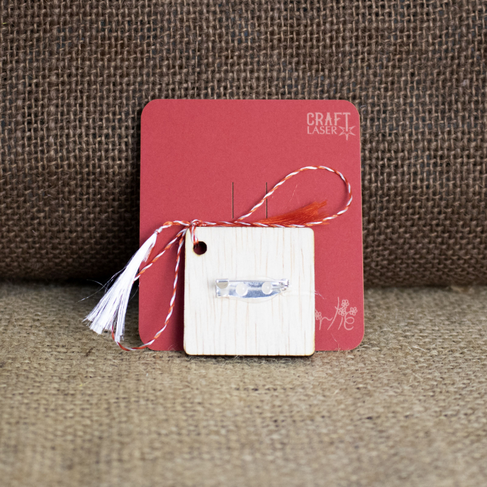 Martisor din lemn, cu motive traditionale romanesti [2]