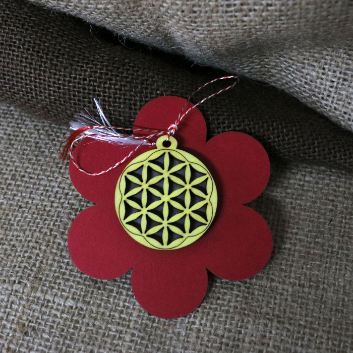 Martisor din lemn, decupat Floarea vietii, galben [6]