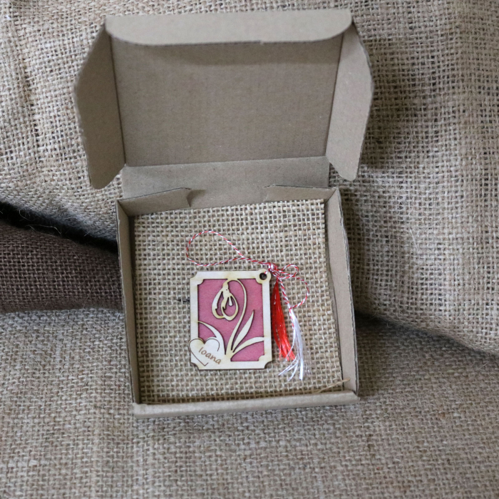 Martisor din lemn, Personalizat, Ghiocel, rosu [4]