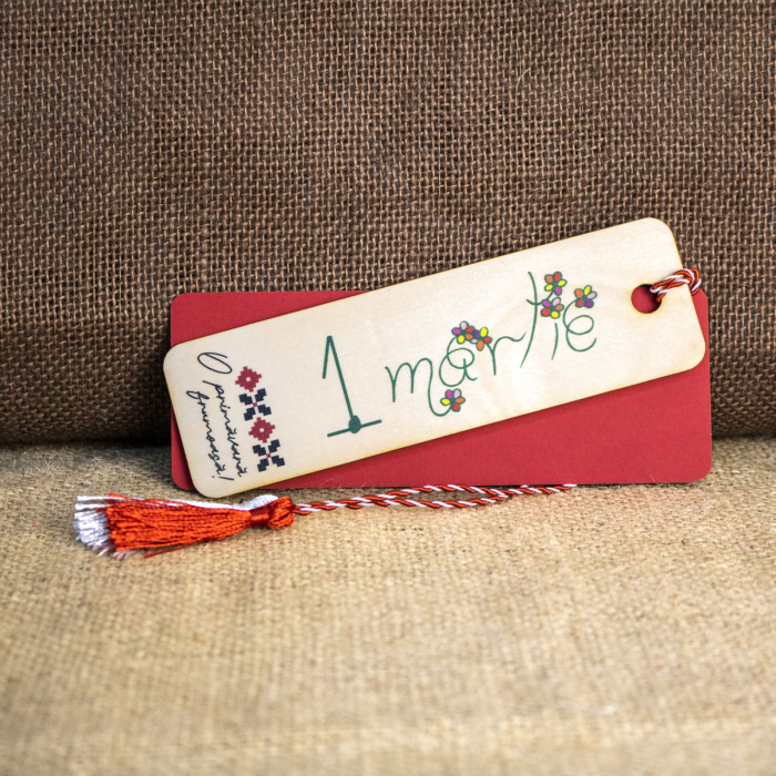 Martisor din lemn, semn de carte, personalizat, cu motive tradionale romanesti [2]