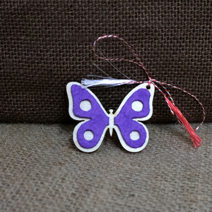 Martisor Personalizat Fluture, din lemn si fetru (culoare: mov) [1]