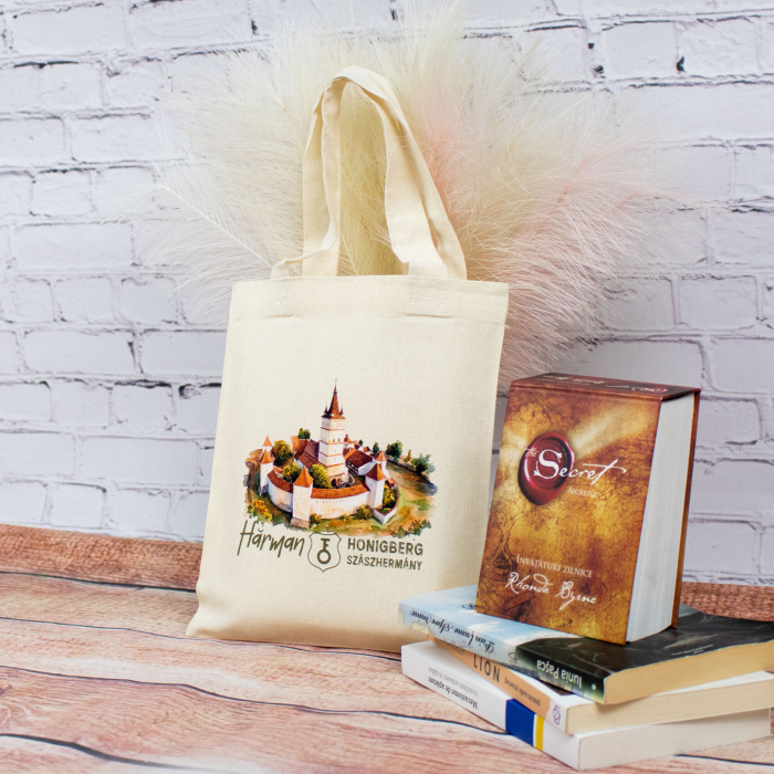 Sacosa din bumbac, suvenir, Biserica Evanghelica Fortificata Hărman, dimensiune 22 x 26 cm [3]