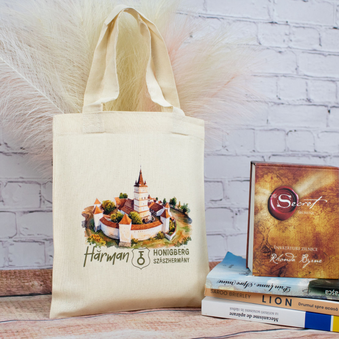 Sacosa din bumbac, suvenir, Biserica Evanghelica Fortificata Hărman, dimensiune 22 x 26 cm [5]