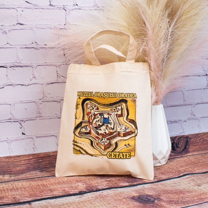 Sacosa din bumbac, suvenir, Muzeul Orasului Oradea, Cetatea Oradea, dimensiune 22 x 26 cm [2]