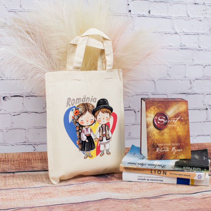 Sacosa din bumbac, suvenir, România noastră, în oameni simpli, dimensiune 22 x 26 cm [3]