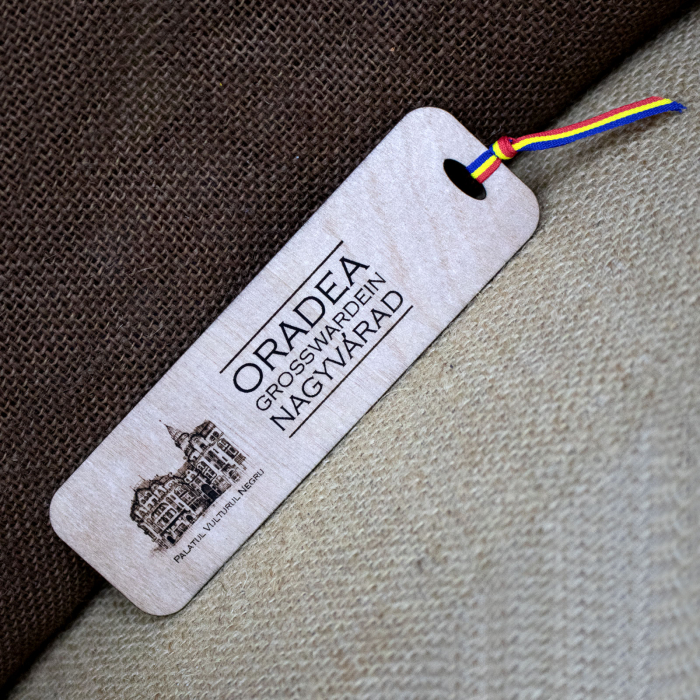 Semn de carte suvenir, din lemn, gravat, Palatul Vulturul Negru, Oradea [4]