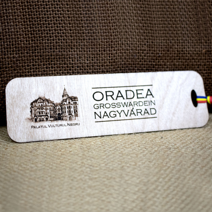 Semn de carte suvenir, din lemn, gravat, Palatul Vulturul Negru, Oradea [5]