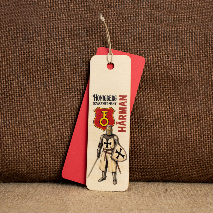 Semn de carte suvenir, din lemn, acuarela, Cavaler Teuton, Biserica Evanghelica Fortificata Harman [2]