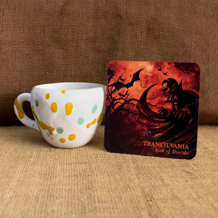Suport pahare suvenir, din lemn, Mitul Dracula, Transylvania, Romania (set 4 bucati) [5]