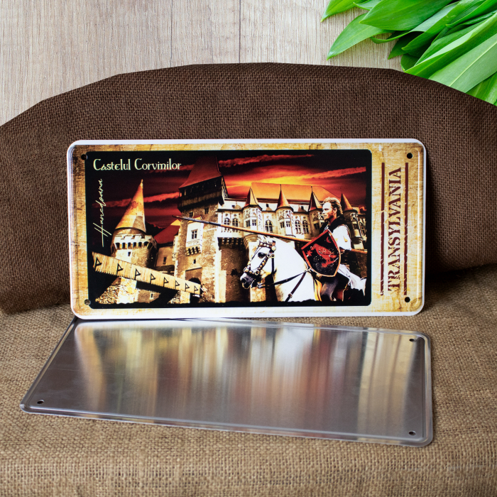 Tablou metalic decorativ suvenir - cavaler "Visit Castelul Corvinilor Hunedoara" [2]