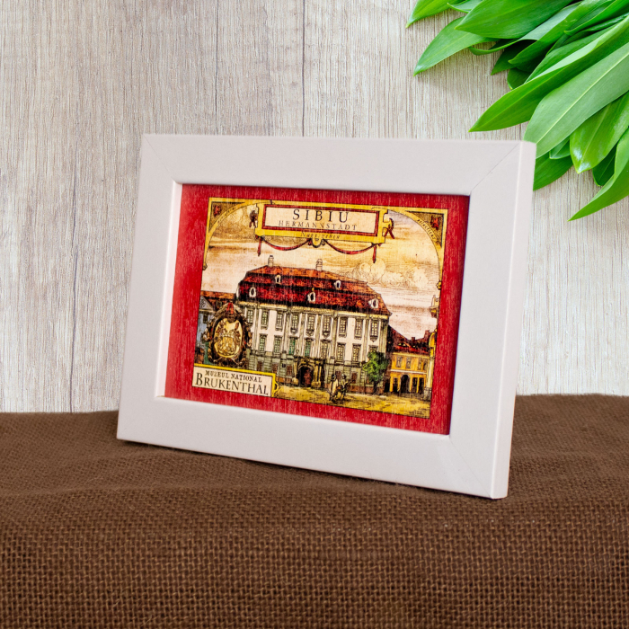 Tablou suvenir din lemn, acuarela, Muzeul National Brukenthal Sibiu medieval, dimensiune 10 x15 cm, rama inclusa [3]