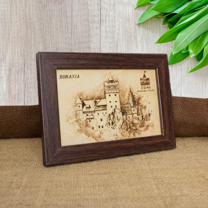 Tablou suvenir din lemn, gravat, Castelul Bran, dimensiune 10/15, rama inclusa [3]