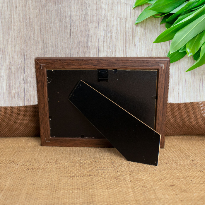 Tablou suvenir din lemn, gravat, Castelul Cantacuzino, Busteni, dimensiune 10 x 15 cm, rama inclusa [4]