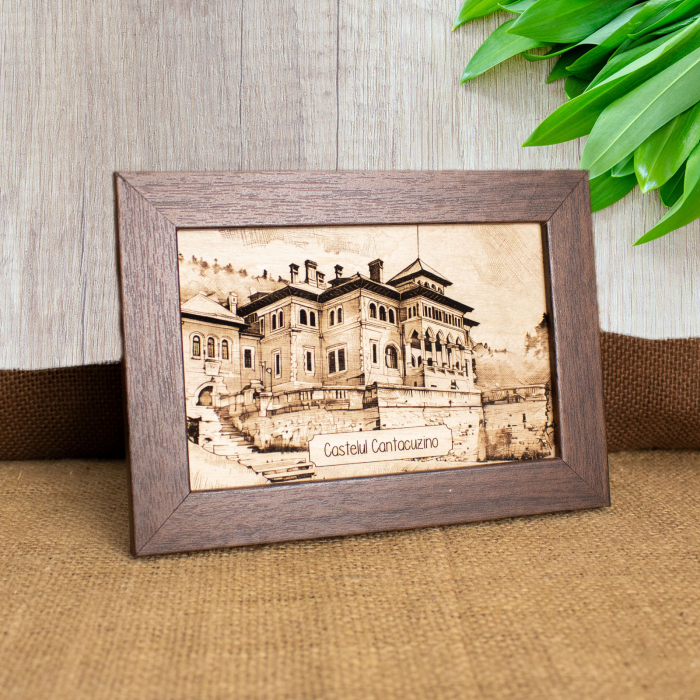 Tablou suvenir din lemn, gravat, Castelul Cantacuzino, Busteni, dimensiune 10 x 15 cm, rama inclusa [2]