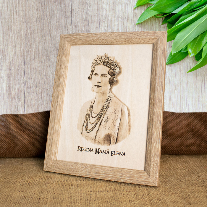 Tablou suvenir din lemn, gravat, Regina Mama Elena, dimensiune 15/20 cm, rama inclus [3]