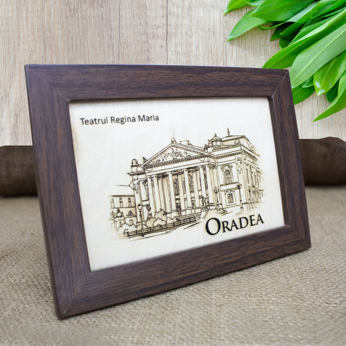 Tablou suvenir din lemn, gravat,  "Teatrul Regina Maria" dimensiune 10 x 15 cm, rama inclusa [4]