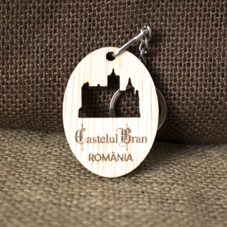Brelocuri suvenir - Breloc din lemn suvenir, gravat, Castelul Bran
