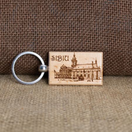Sibiu - Breloc din lemn suvenir, gravat, Piata Mare Sibiu