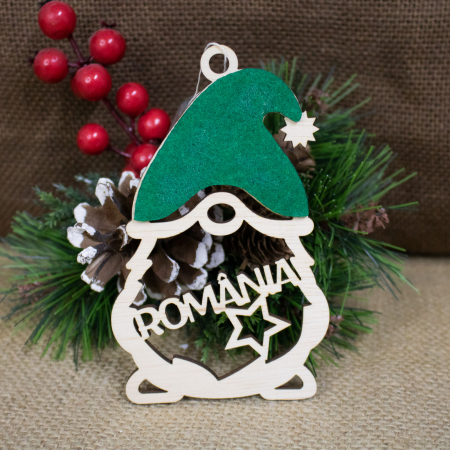 Glob de Craciun suvenir, din lemn personalizat, Pitic, Romania