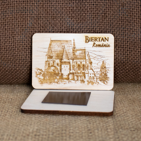Magnet de frigider din lemn, gravat, Biserica Fortificata Biertan, Biertan, Sibiu [1]