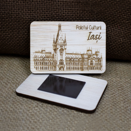 Magnet de frigider din lemn, gravat, Palatul Culturii Iasi [1]