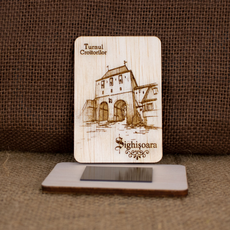 Magnet de frigider din lemn, gravat „Turnul Croitorilor” Sighisoara [1]
